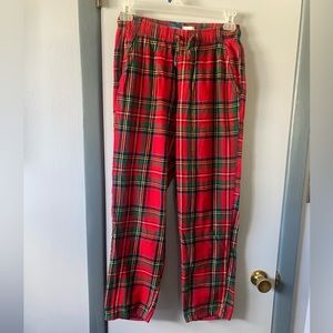 red/green plaid christmas pjs